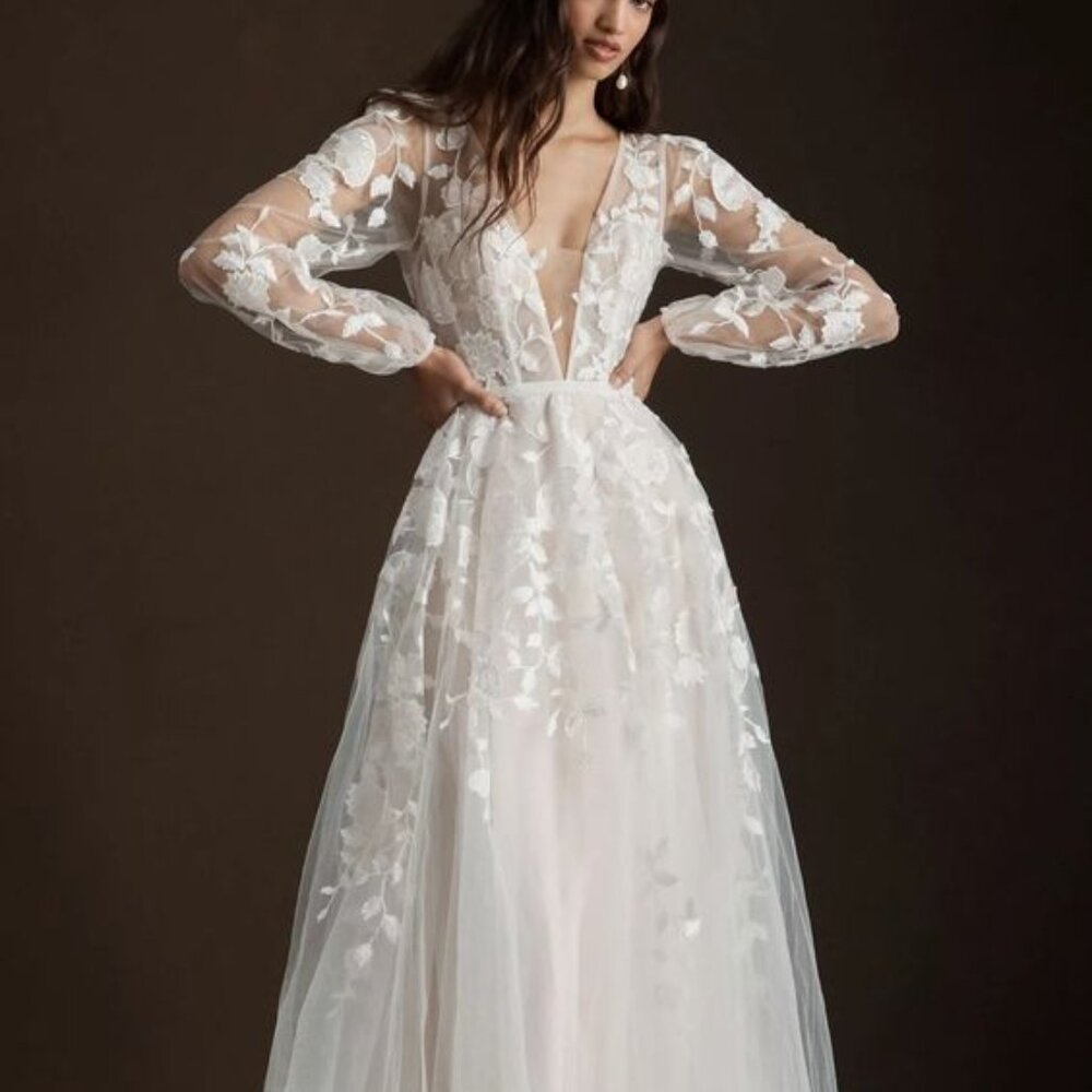 Willowby by Watters Olena Wedding Gown Size 6 and 14